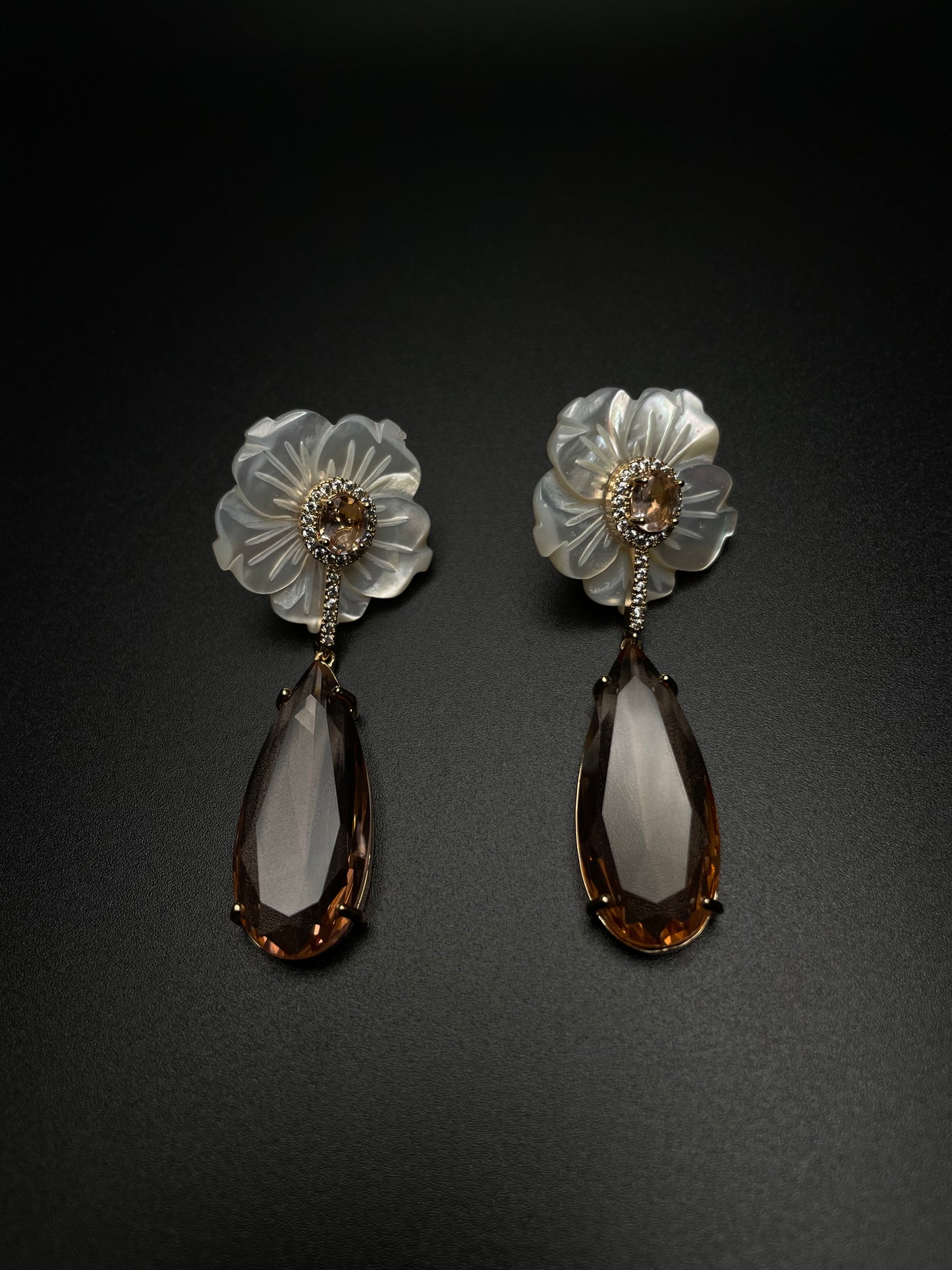 Peaches drop earrings