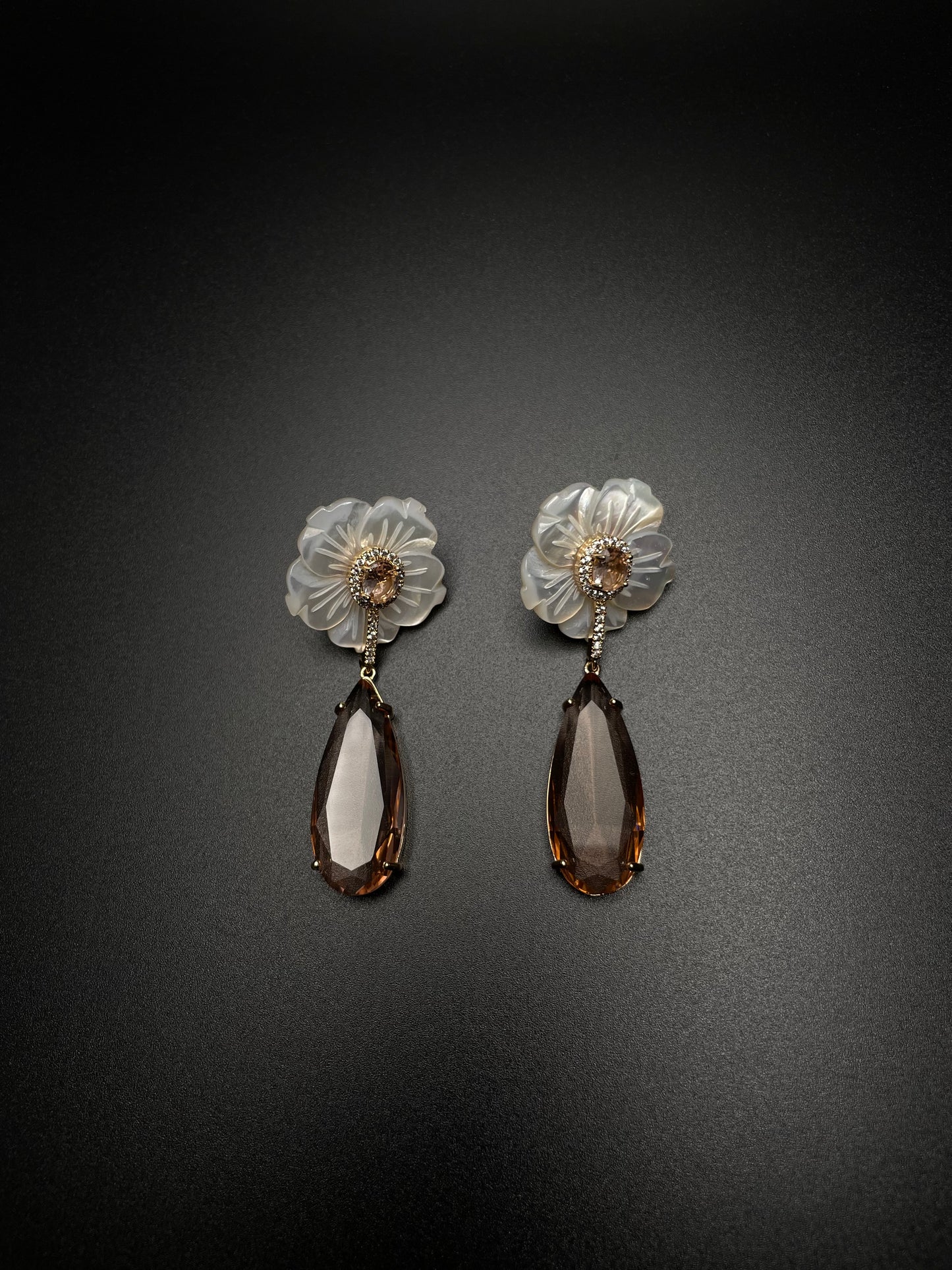 Peaches drop earrings